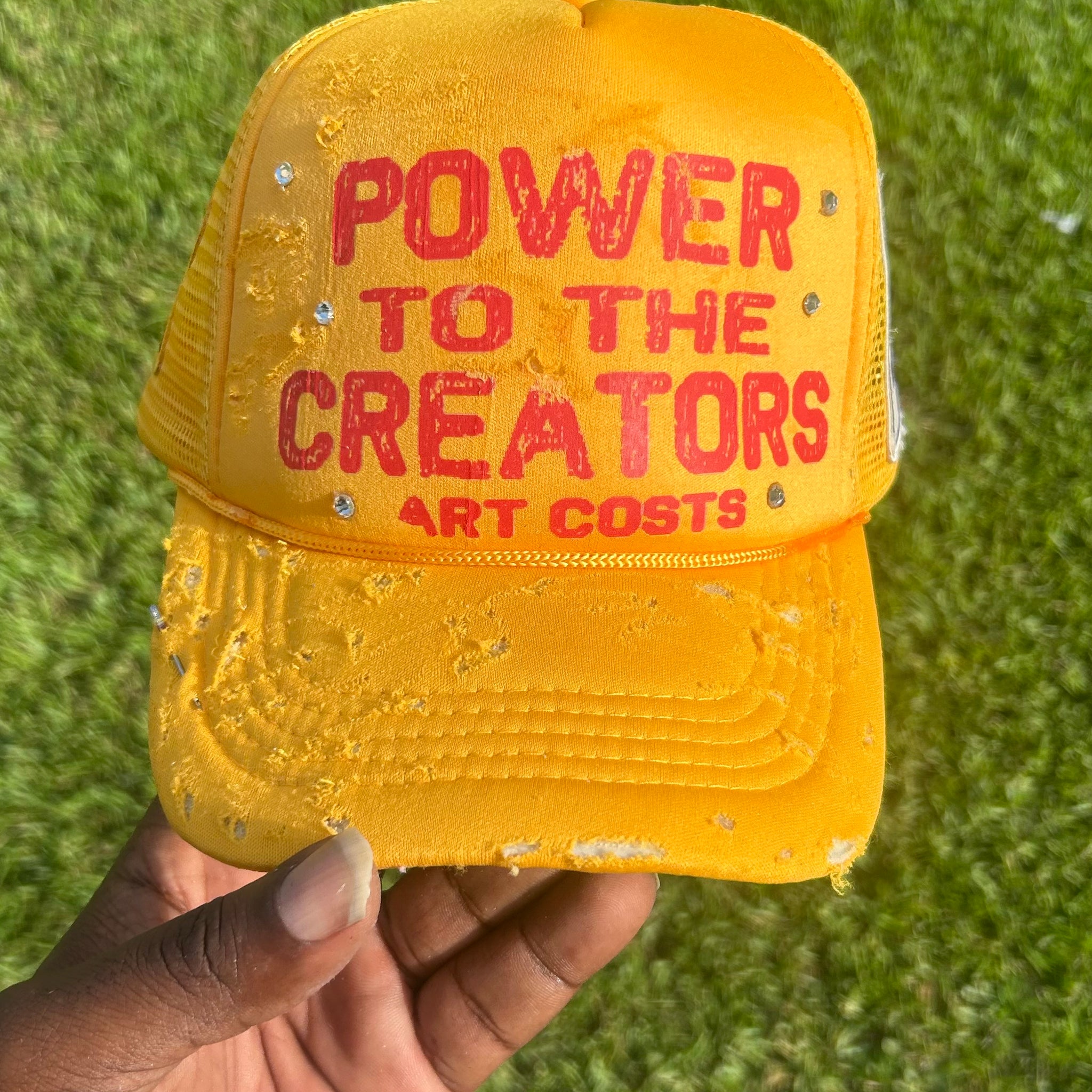 1/1 trucker hat