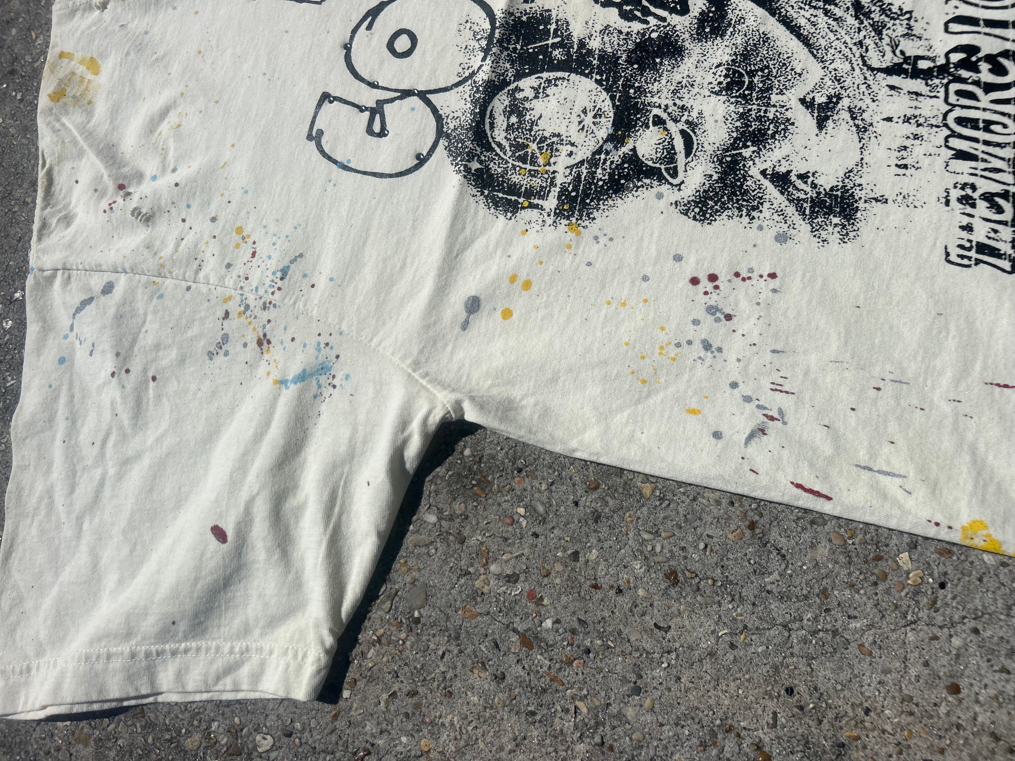 ART COSTSxWRLDINVSN SIMPLE TEE